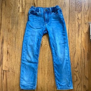 Slim fit stretch blue jeans